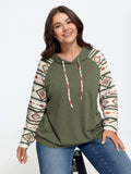 Geometric Print Raglan Sleeve Hooded Pullover