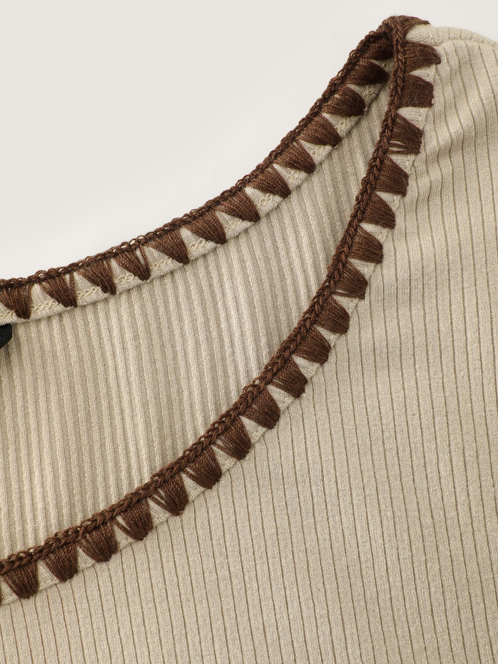 Supersoft Stretch Contrast Stitch Trim Fitted T-Shirt