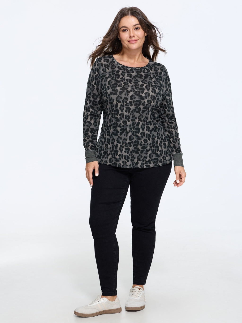 Stretch Leopard Round Neck T-Shirt
