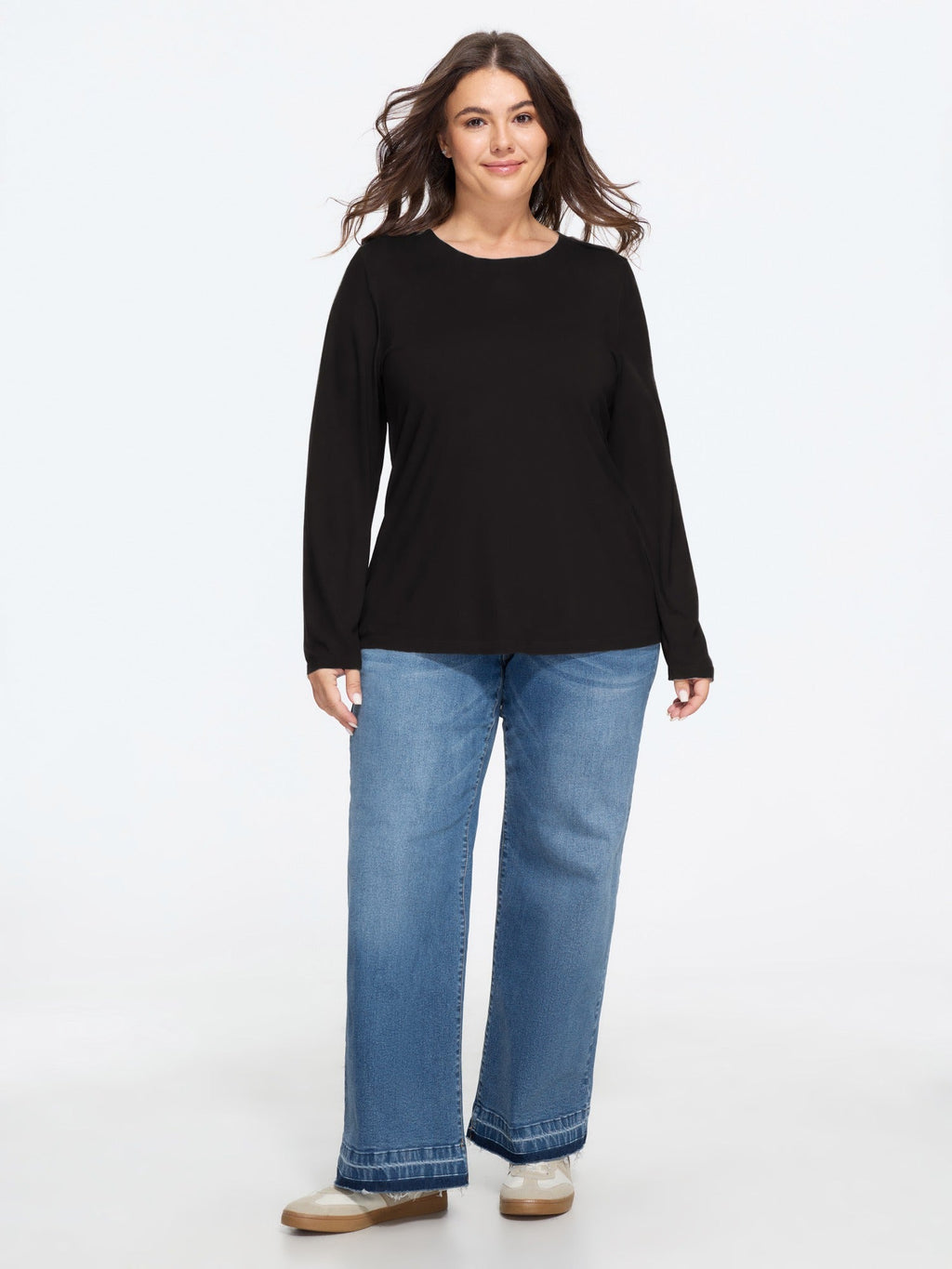 Stretchy Crew Neck Long Sleeve T-Shirt