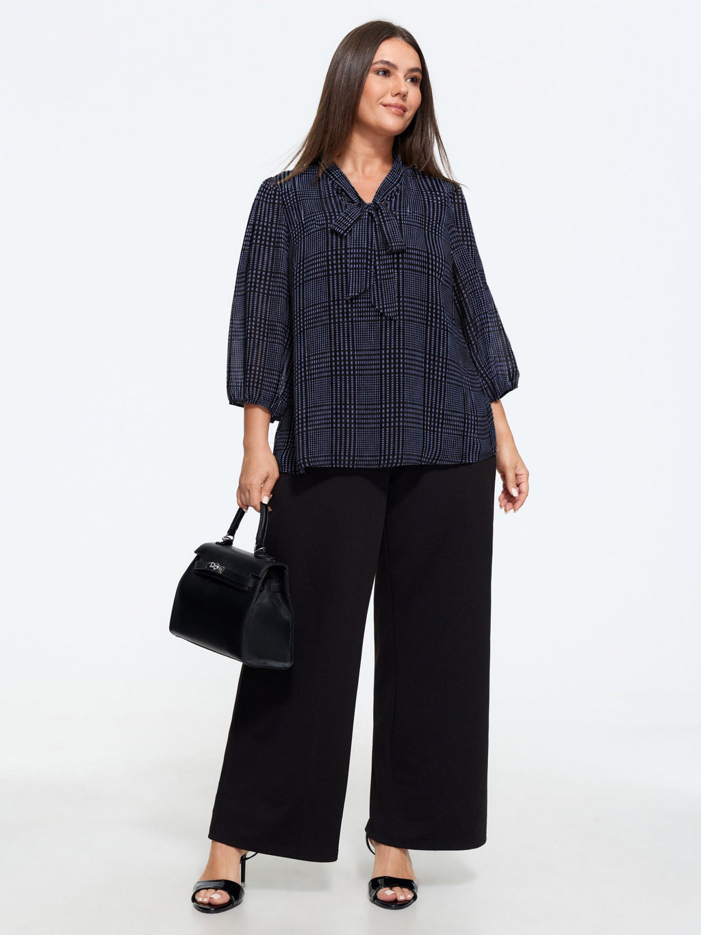 Plaid V‑Neck Bow Tie Front Blouse