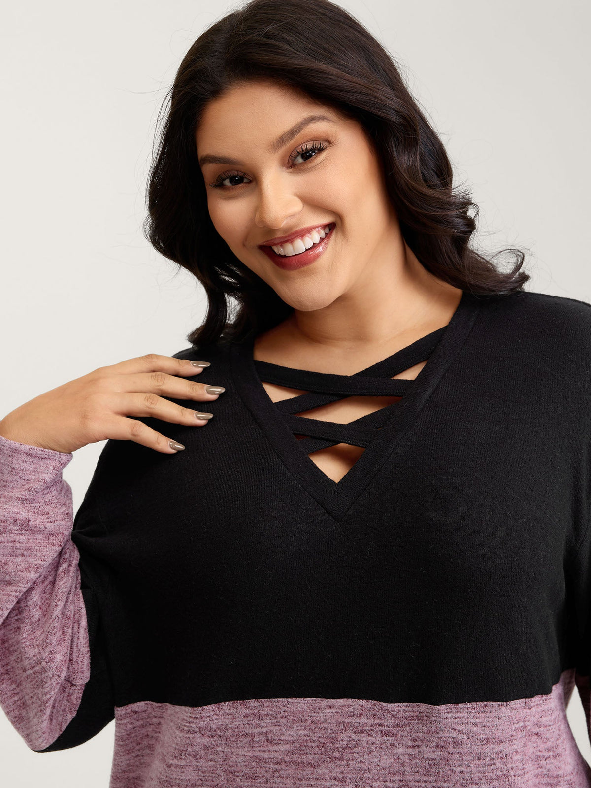 Colorblock Spliced Cross-Tie Sweatshirt
