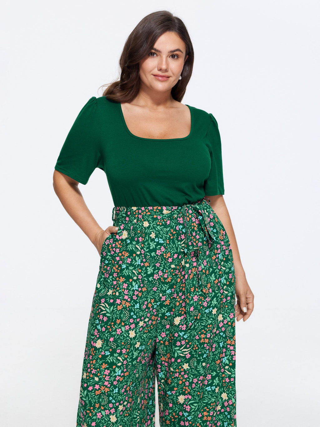 Color Contrast Belted Panel Pockets Jumpsuit
