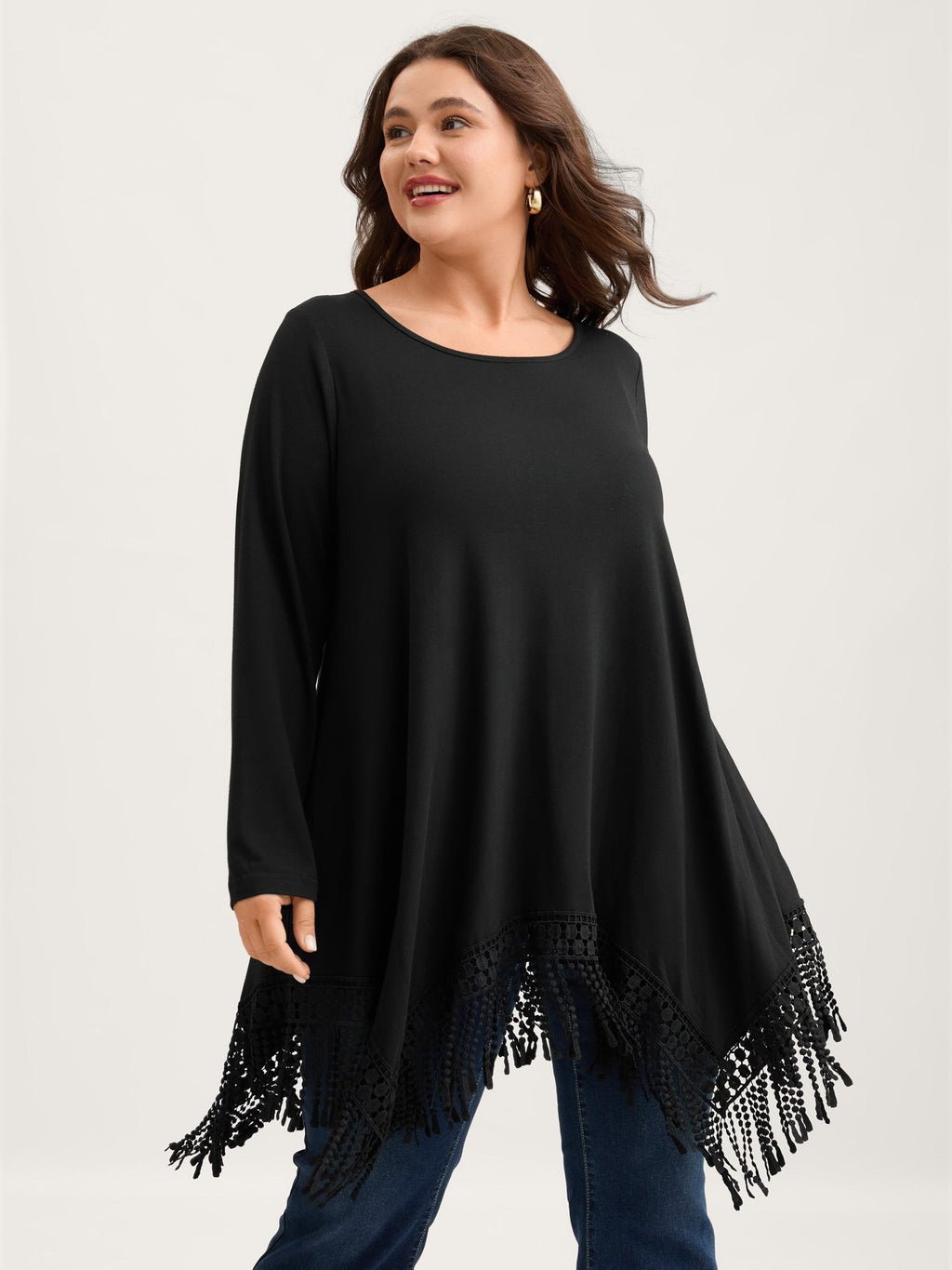 Solid Tassels Trim Pocket Asymmetrical Hem T-shirt